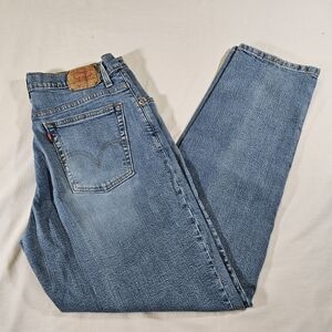 Levi's Women's 550 Relaxed Fit Tapered Leg Jeans Classic Relaxed Strech Size 14M